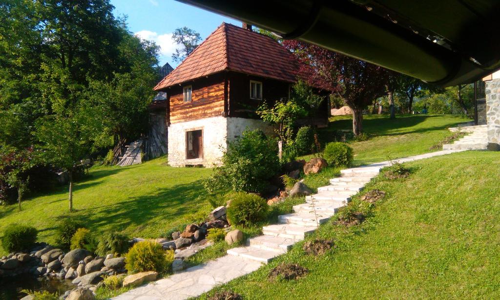 Vacation Home Nana Mokra Gora Exteriör bild